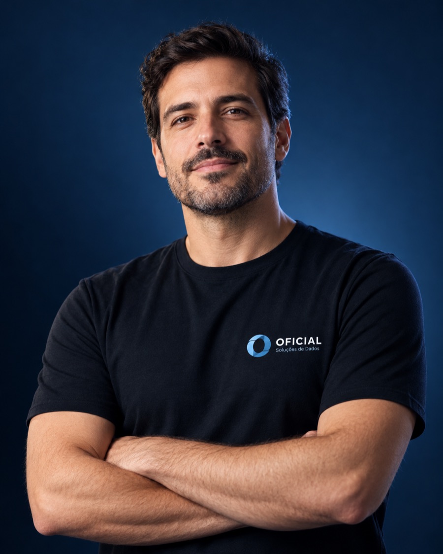 Colaborador com uniforme OFICIAL em ambiente de operação